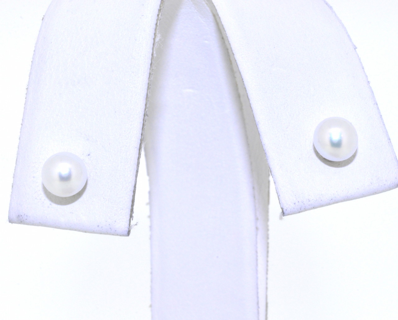 14K White Gold Pearl Stud Earrings 42002147