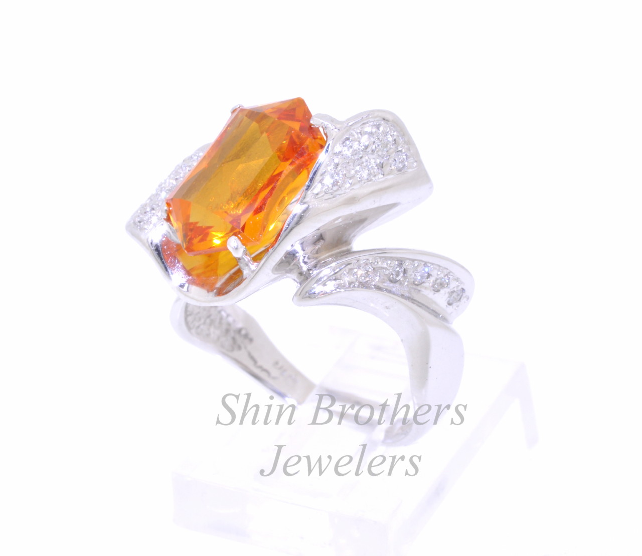 14K White Gold 4.1 ctw  Citrine and Diamond Ring 12002297   | Shin Brothers* 