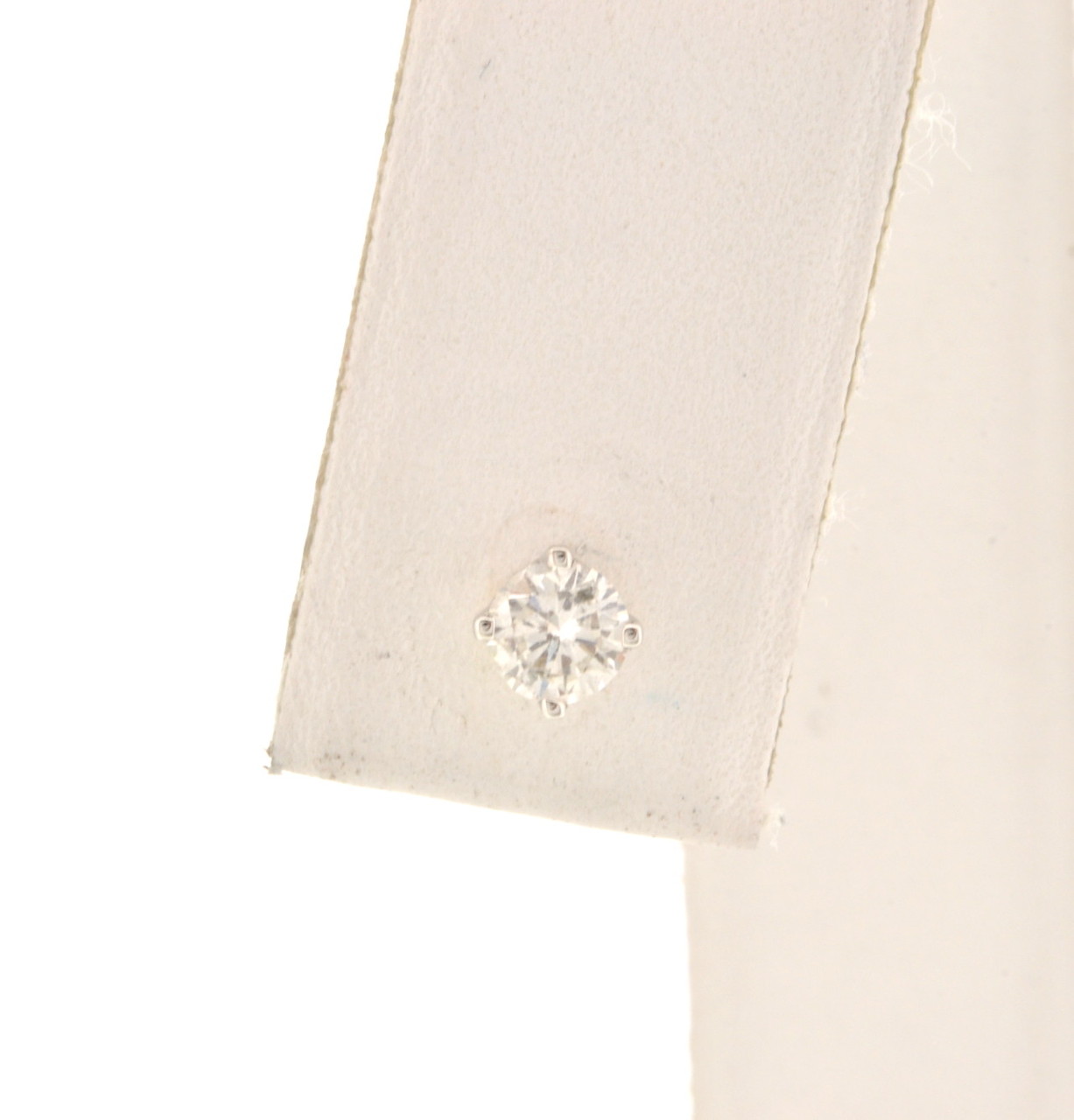 14k White Gold Single Diamond Stud 41002000 14k White Gold Single Diamond Stud 41002000