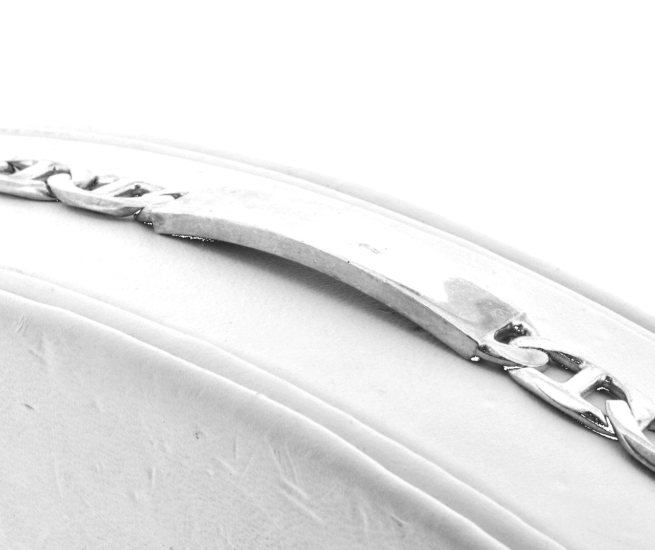 Silver Marine Link ID Bracelet 82010475 | Shin Brothers* Silver Marine Link ID Bracelet 82010475 | Shin Brothers*