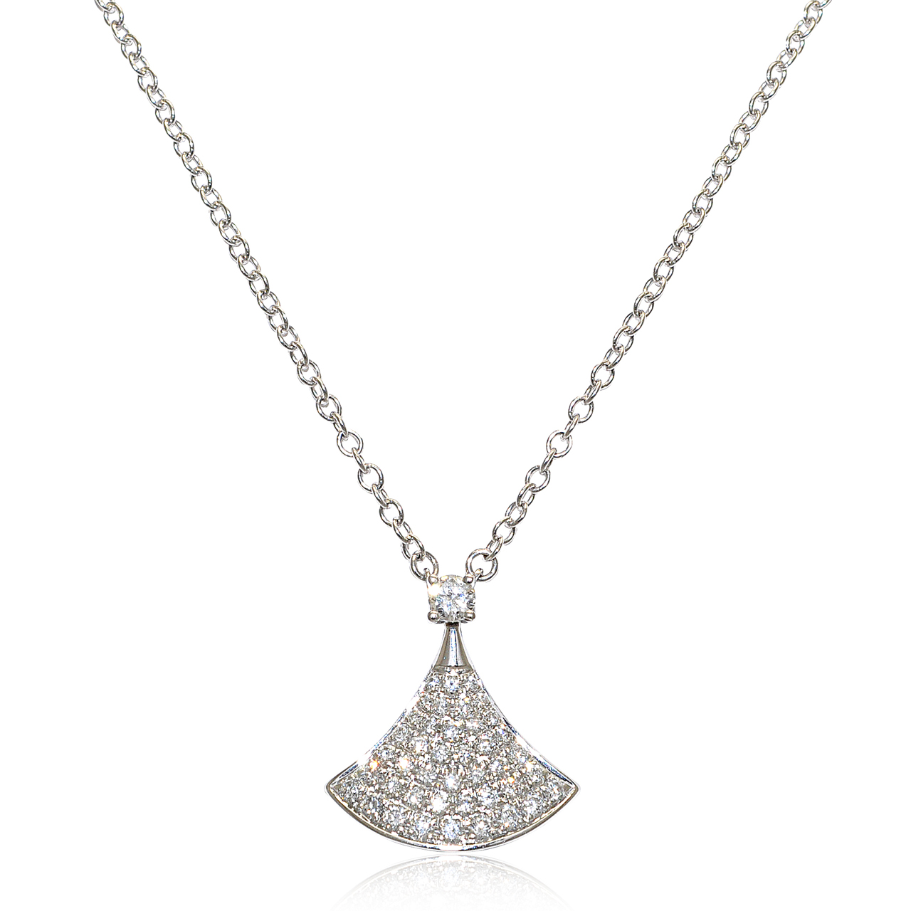 14K White Gold 18" 0.51ct Diamond Fan Necklace 31000807 | Shin Brothers* 14K White Gold 18" 0.51ct Diamond Fan Necklace 31000807 | Shin Brothers*