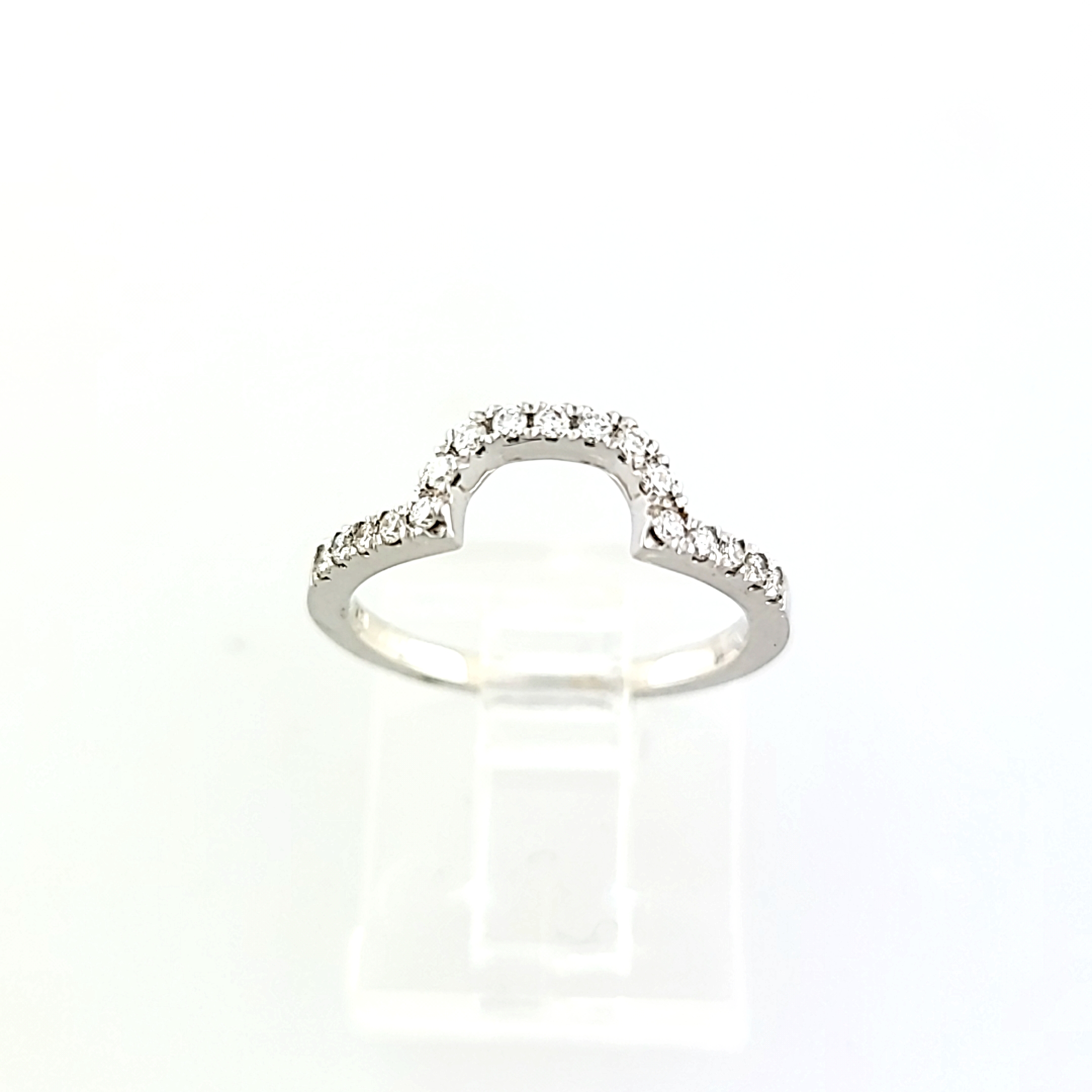 18K White Gold Diamond Wedding Band 11006070 | By Shin Brothers* 18K White Gold Diamond Wedding Band 11006070 | By Shin Brothers*