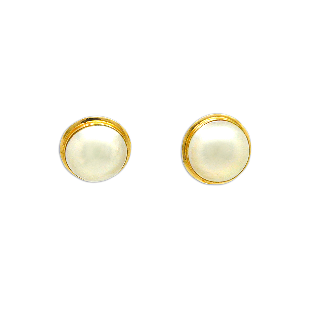 14K Yellow Gold Pearl Omega Back Stud Earrings 42003043 | Shin Brothers* 14K Yellow Gold Pearl Omega Back Stud Earrings 42003043 | Shin Brothers*