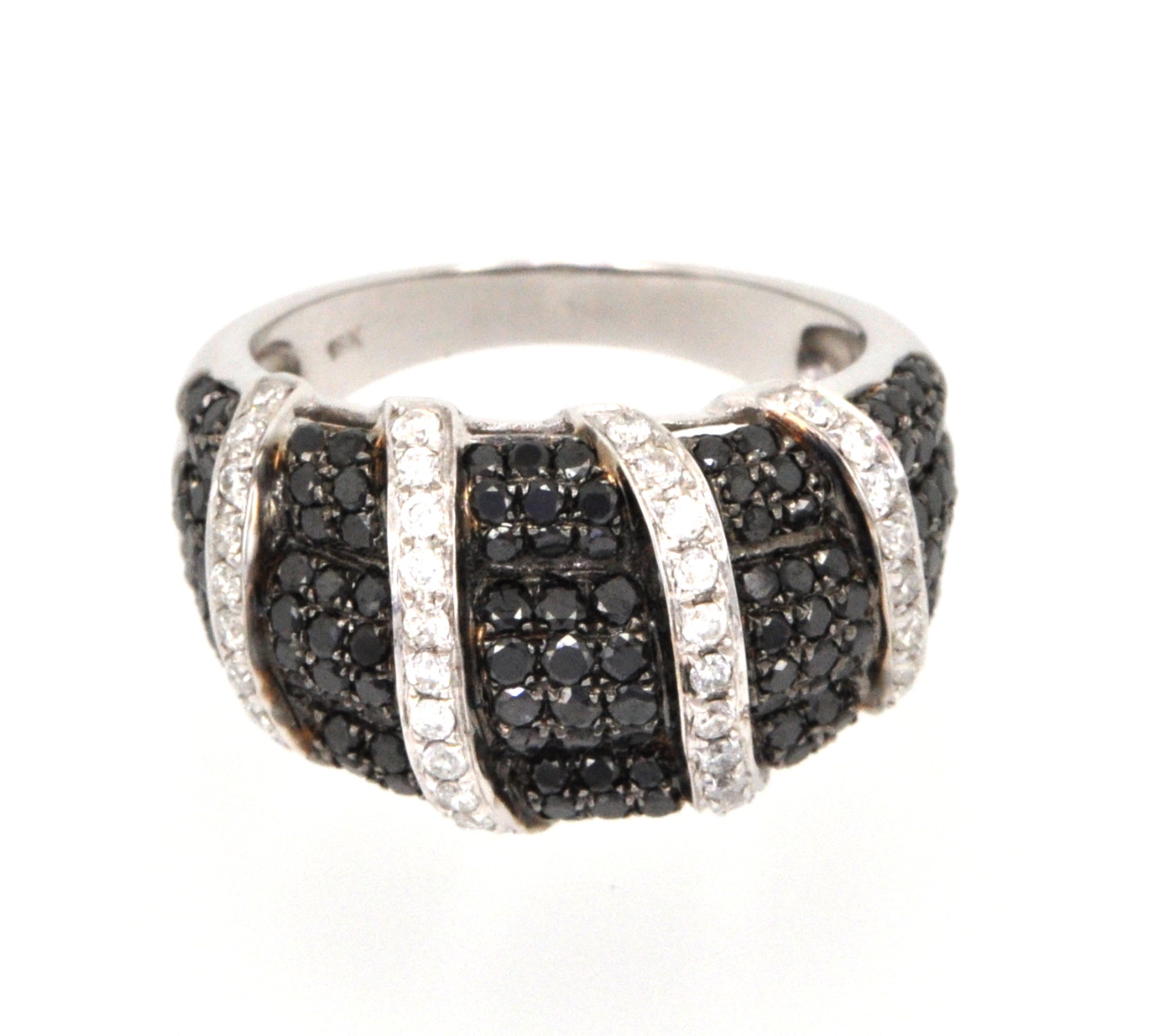 18K White Gold 2.05ctw Black & White Diamond Ring 11001177 | Shin Brothers*