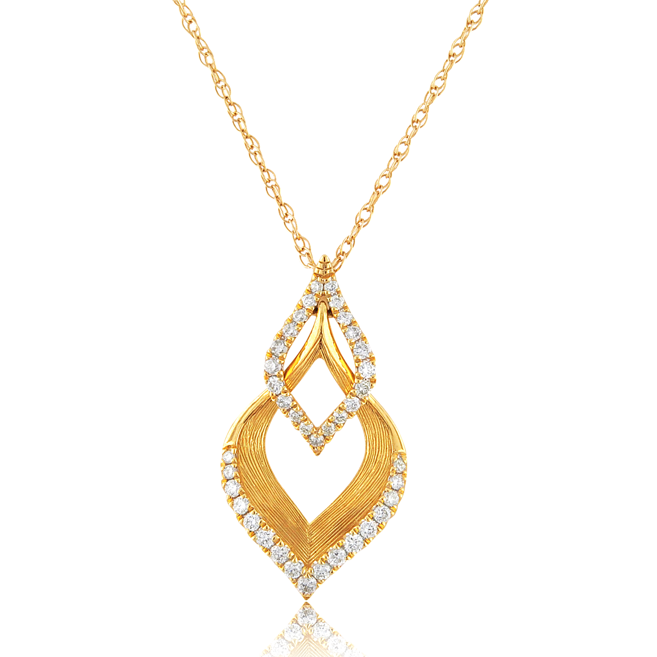 18K Yellow Gold Diamond Pendant 51001978 | Shin Brothers* 18K Yellow Gold Diamond Pendant 51001978 | Shin Brothers*