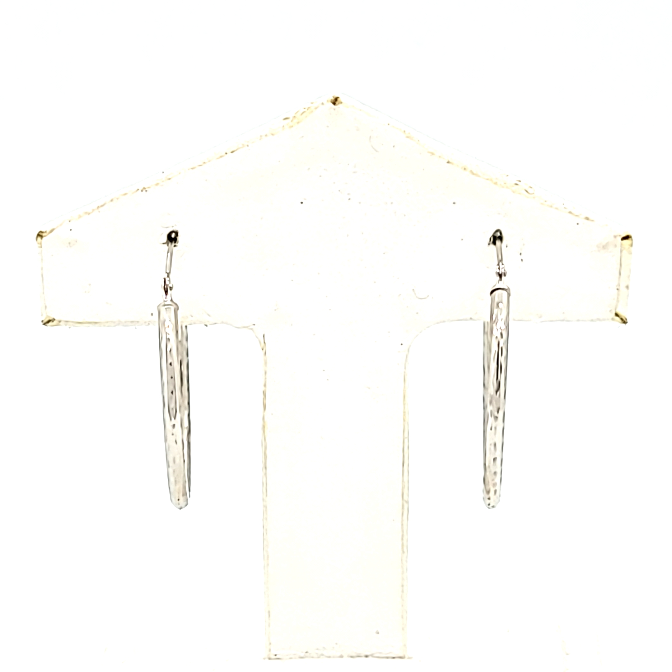 14K White Gold Hoop Earrings 40002809 | Shin Brothers* 14K White Gold Hoop Earrings 40002809 | Shin Brothers*