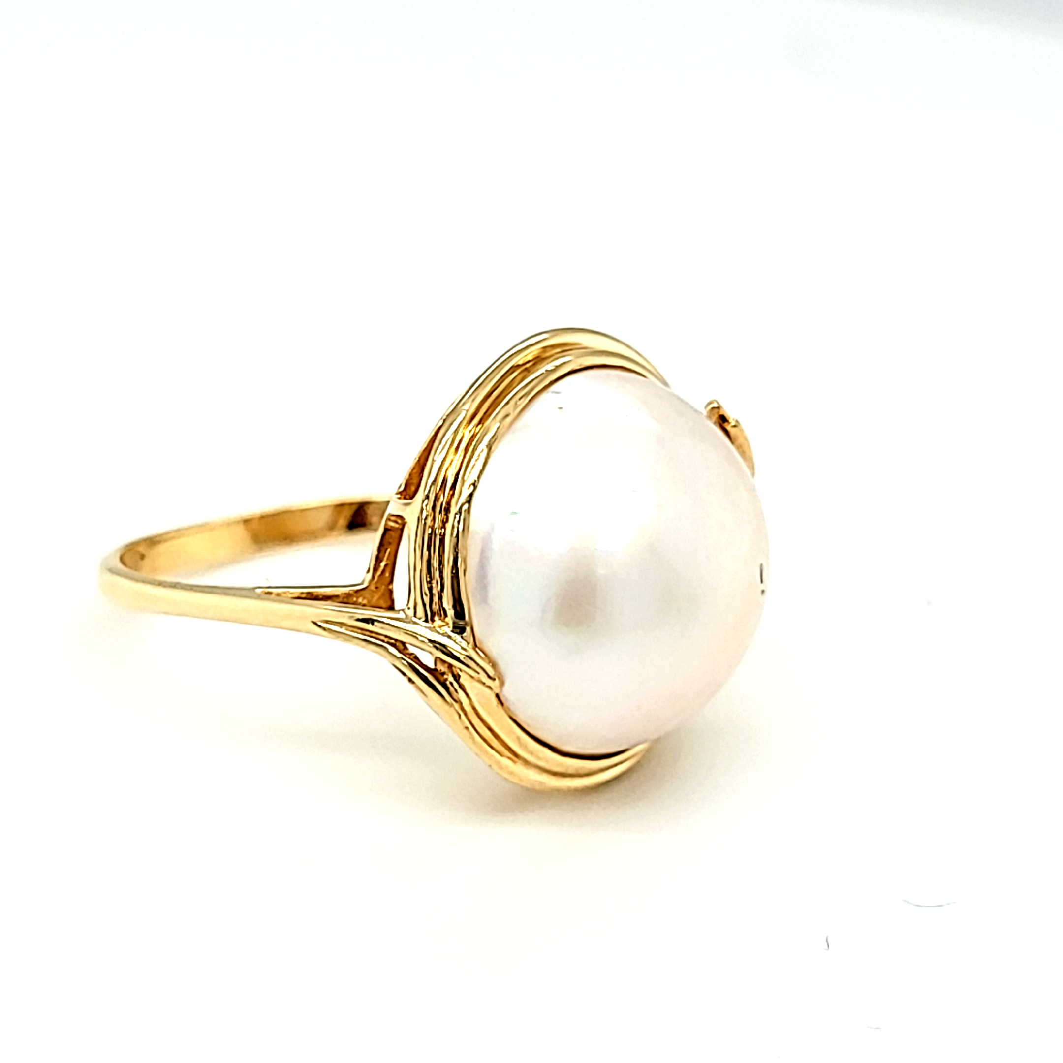 10K Yellow Gold Pearl Ring 19000251 | Shin Brothers* 10K Yellow Gold Pearl Ring 19000251 | Shin Brothers*