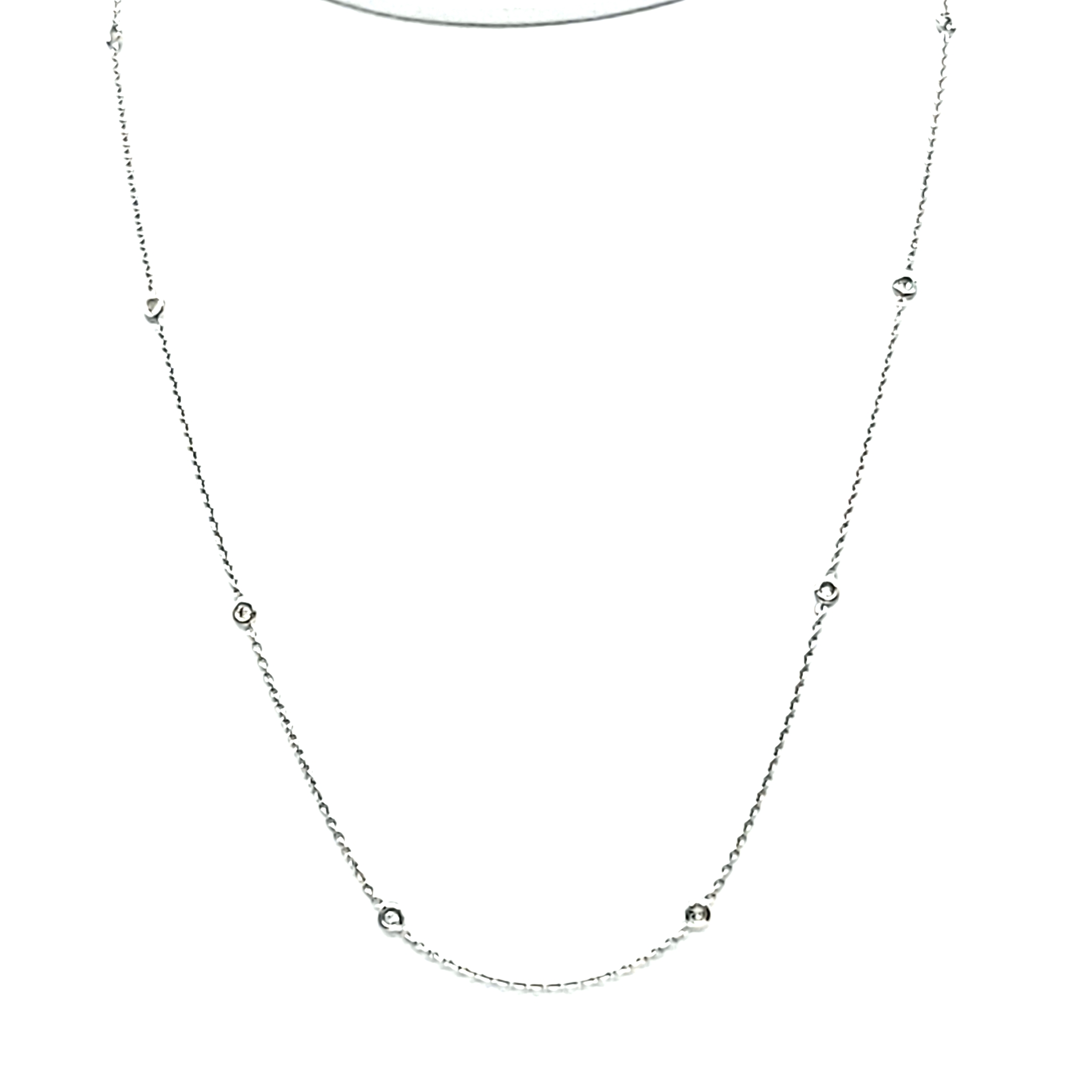 14K White Gold Bezel 0.25-carat Diamond By The Yard Necklace 31001084 | Shin Brothers* 14K White Gold Bezel 0.25-carat Diamond By The Yard Necklace 31001084 | Shin Brothers*