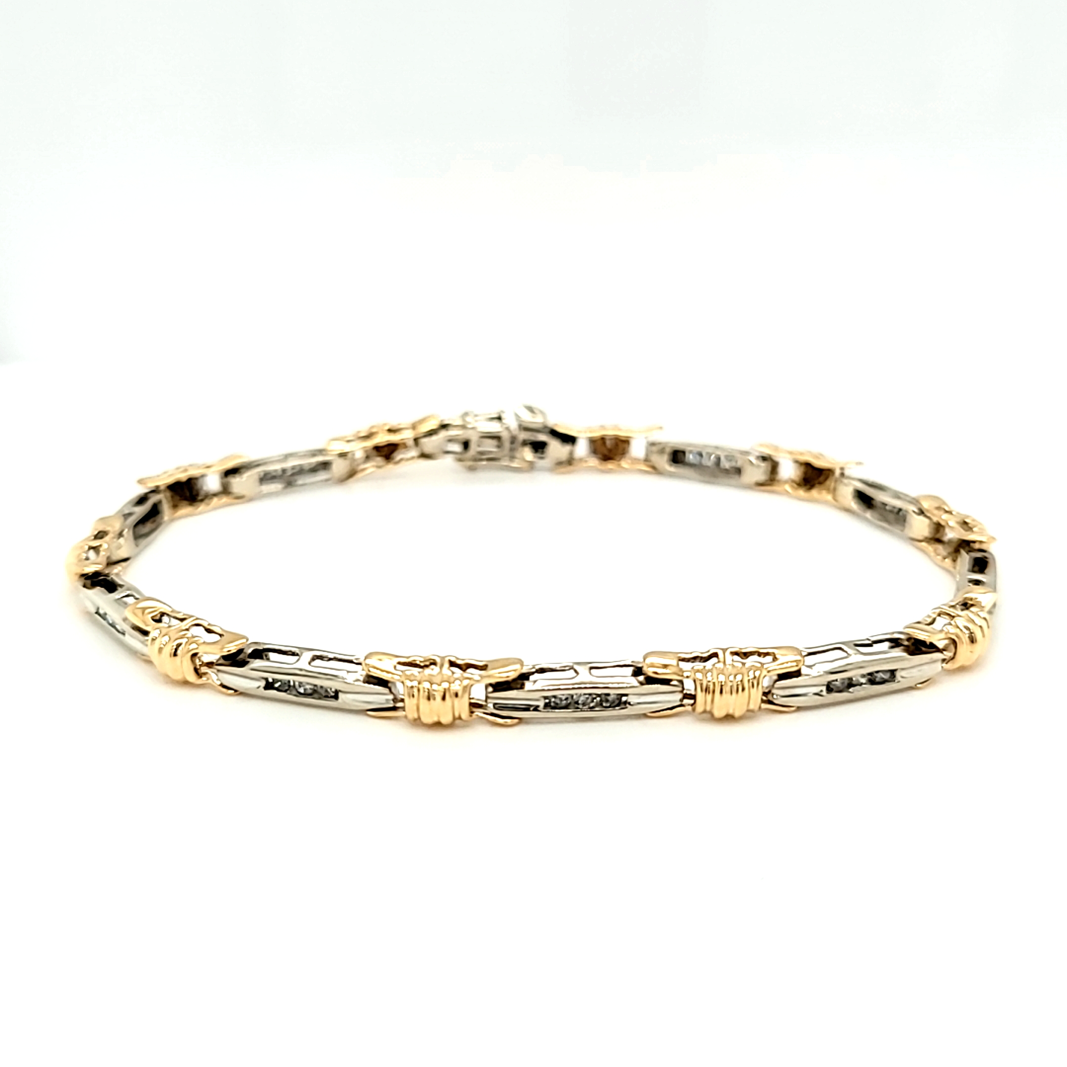 10K Two Tone Gold Diamond Link Bracelet 29000172 | Shin Brothers* 10K Two Tone Gold Diamond Link Bracelet 29000172 | Shin Brothers*