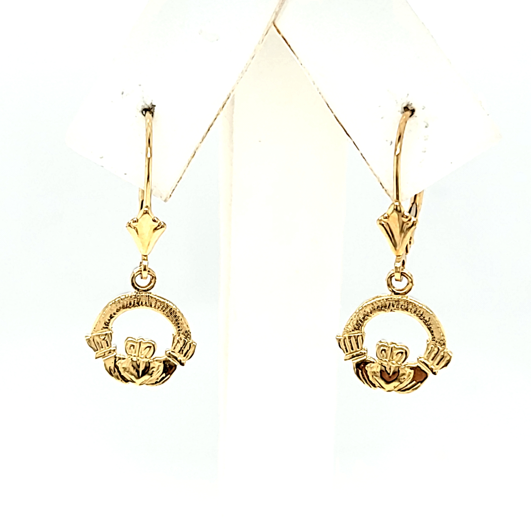 14K Yellow Gold Hanging Claddagh Earrings 40002913 | Shin Brothers* 14K Yellow Gold Hanging Claddagh Earrings 40002913 | Shin Brothers*