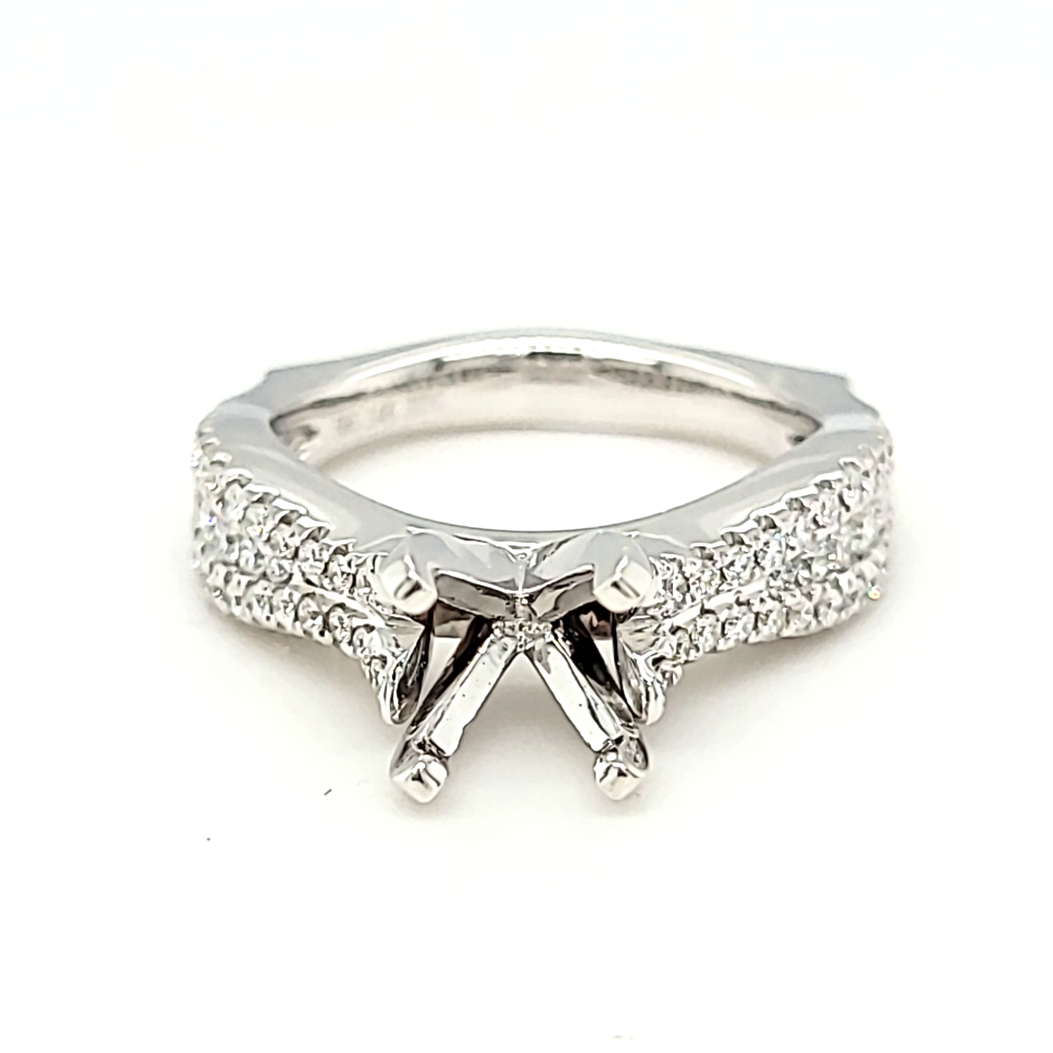 14K White Gold Engagement Ring Prong Setting with Side Diamonds 11006707 | Shin Brothers* 14K White Gold Engagement Ring Prong Setting with Side Diamonds 11006707 | Shin Brothers*