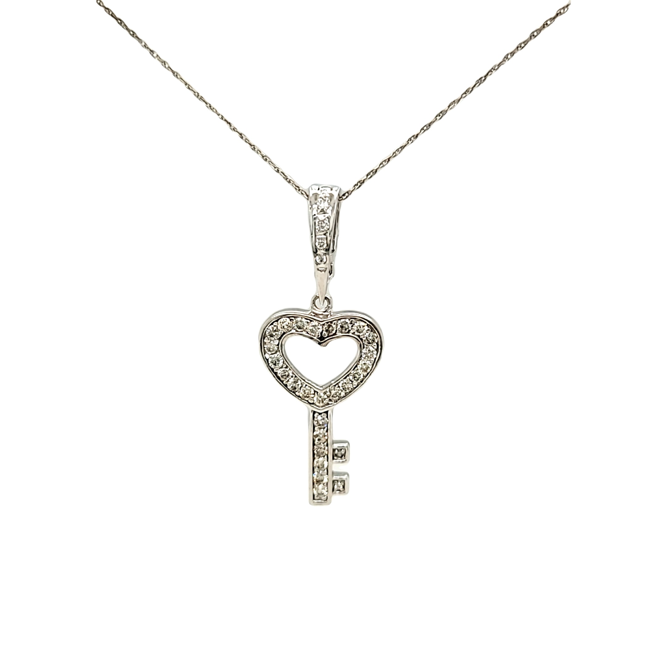 14K White Gold Diamond Heart Key Charm 51002130 | Shin Brothers* 14K White Gold Diamond Heart Key Charm 51002130 | Shin Brothers*