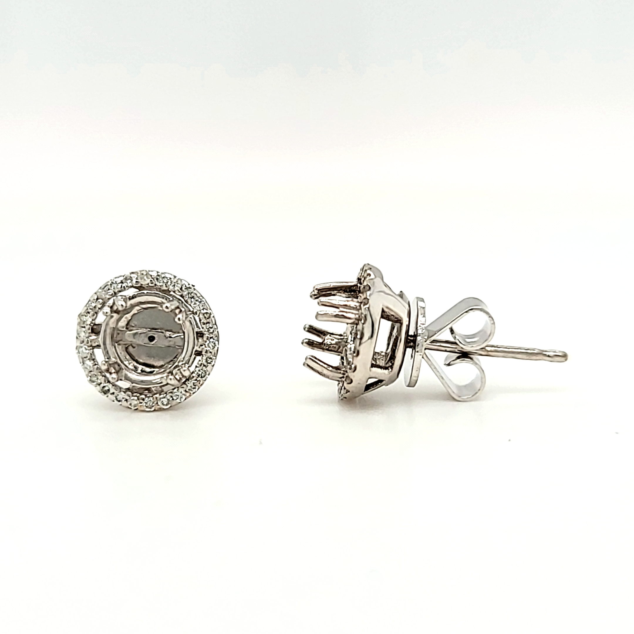 14K White Gold Open Setting Diamond Stud Earrings 41002596 | Shin Brothers* 14K White Gold Open Setting Diamond Stud Earrings 41002596 | Shin Brothers*