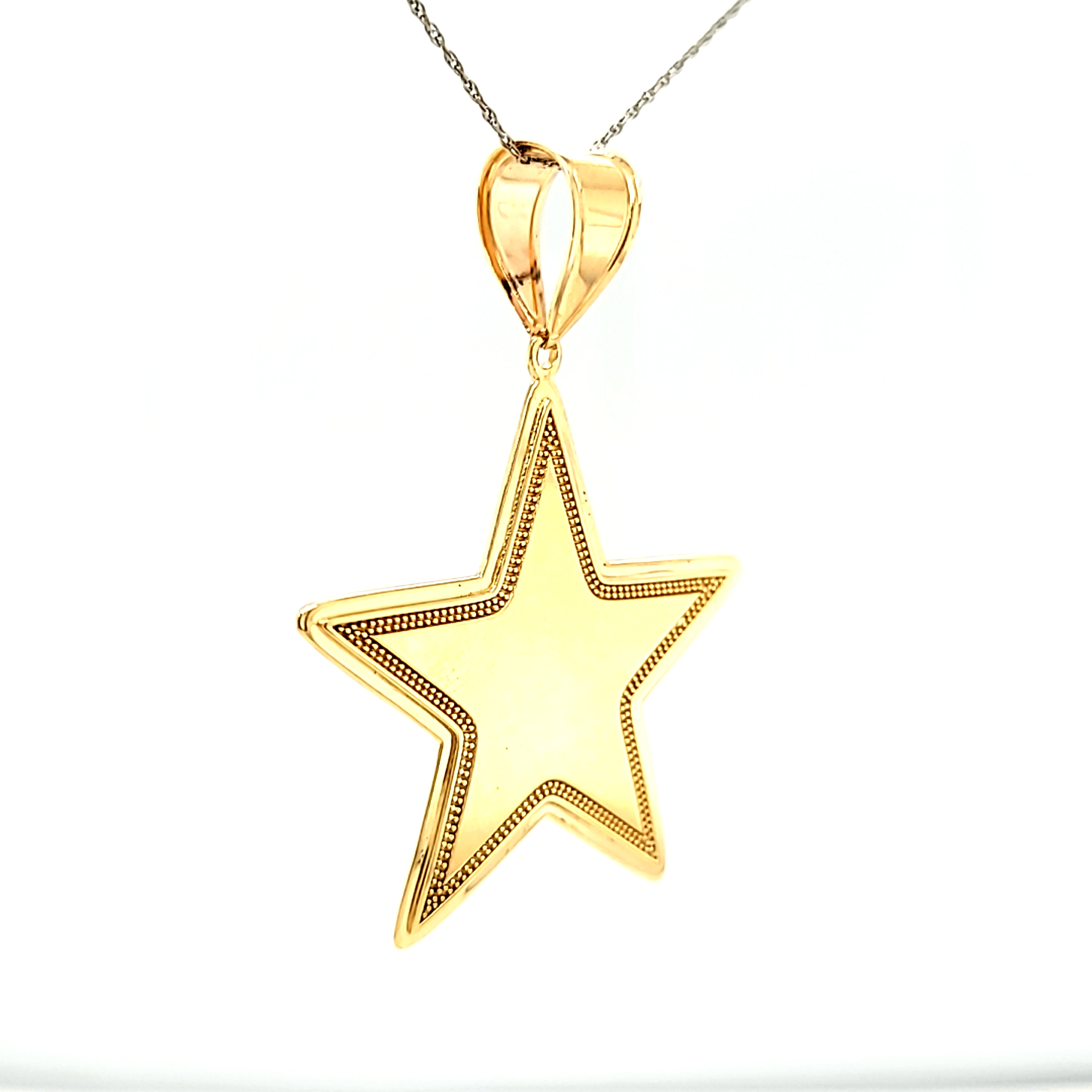 14K Yellow Gold Dallas Cowboys Star Pendant | Shin Brothers Jewelers Inc.