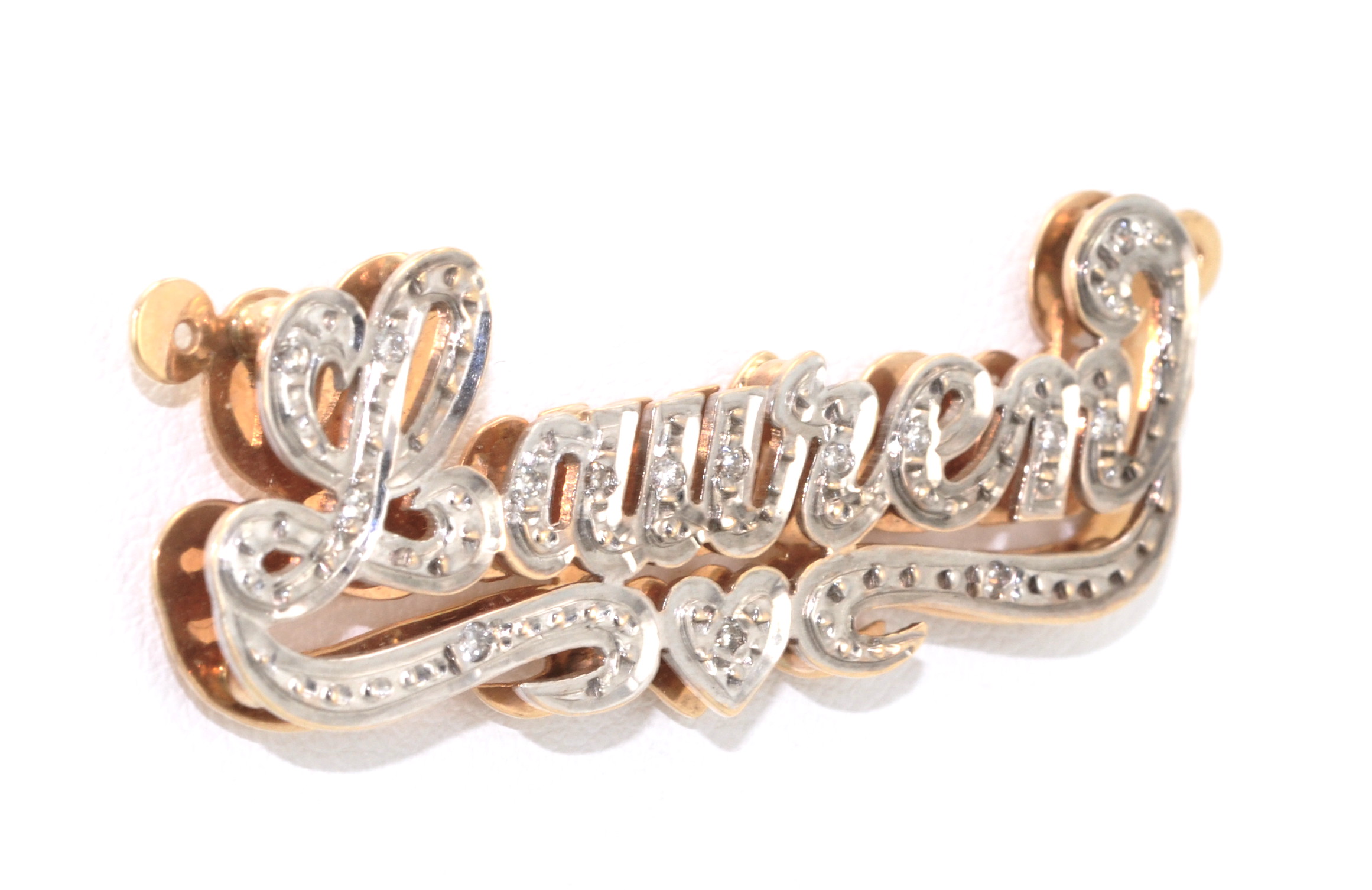14K Yellow Gold Diamond "Lauren" Nameplate 52000453 | Shin Brothers* 14K Yellow Gold Diamond "Lauren" Nameplate 52000453 | Shin Brothers*