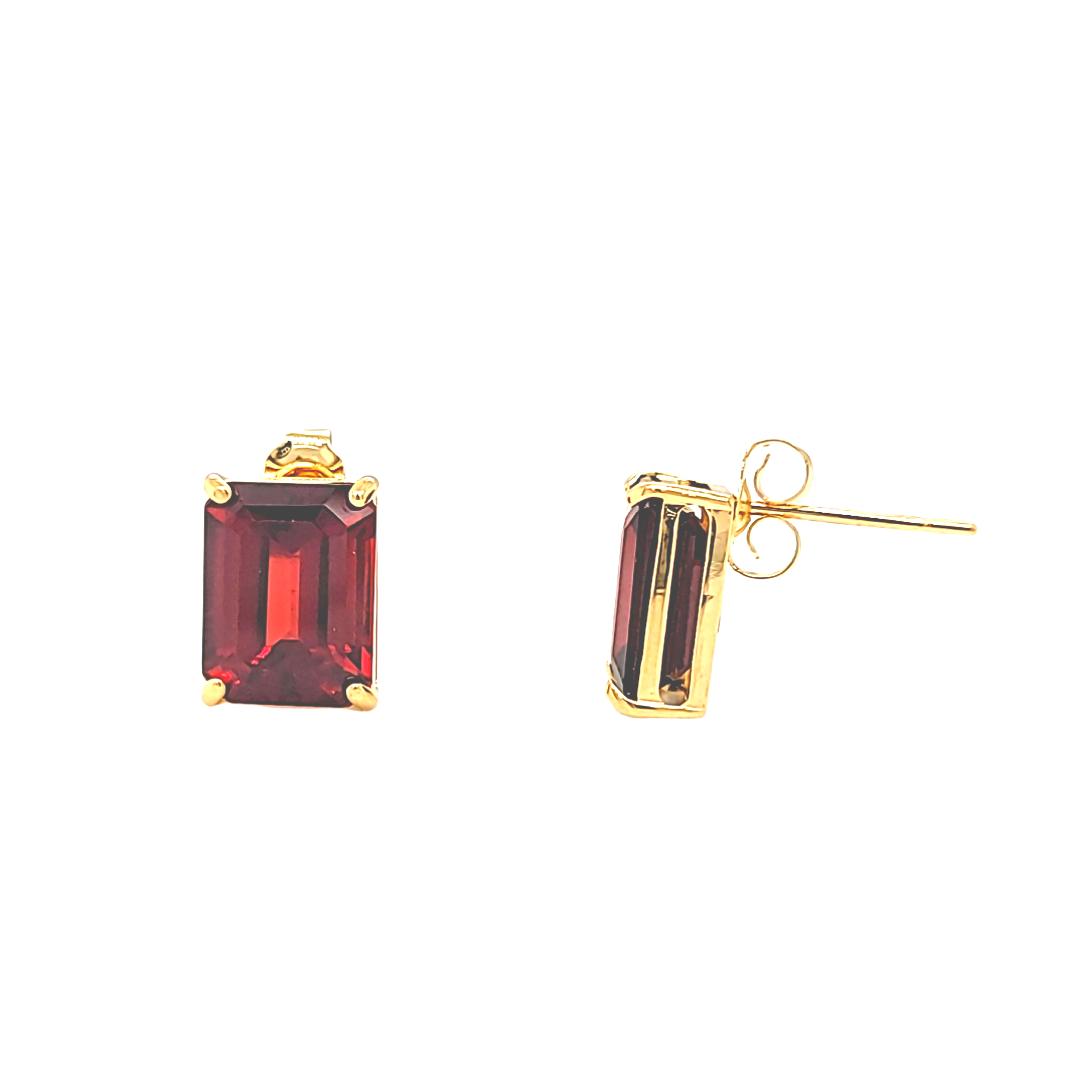 14K Yellow Gold Rectangle Garnet Stud Earrings 42003432 | Shin Brothers* 14K Yellow Gold Rectangle Garnet Stud Earrings 42003432 | Shin Brothers*