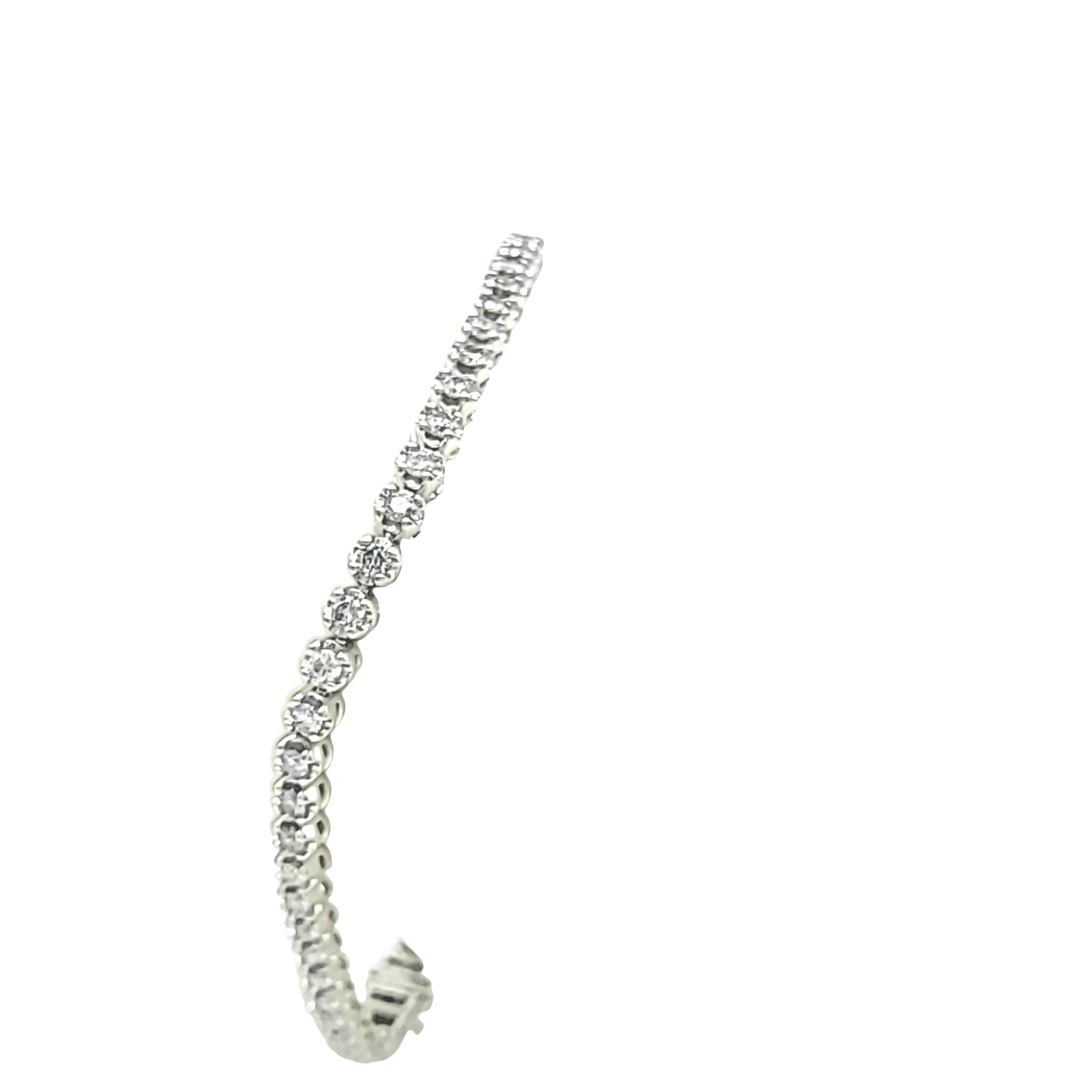 10K White Gold 2.0ctw Diamond Tennis Bracelet 29110007 | Shin Brothers* 10K White Gold 2.0ctw Diamond Tennis Bracelet 29110007 | Shin Brothers*