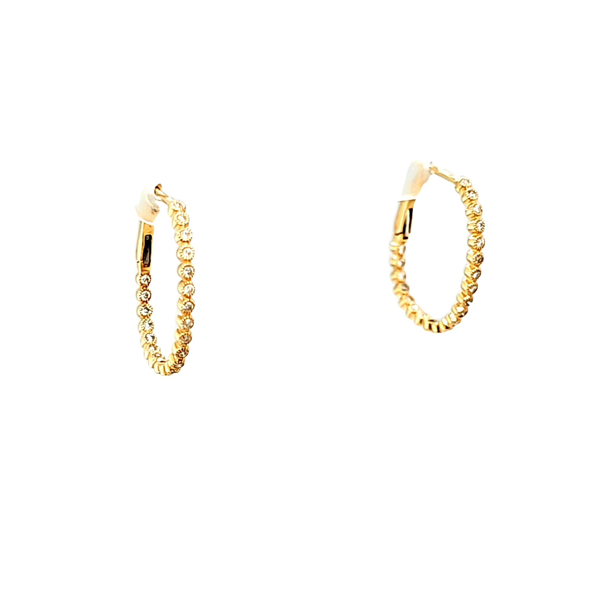 14K Yellow Gold Diamond Oval Hoop Earrings 41002727 | Shin Brothers* 14K Yellow Gold Diamond Oval Hoop Earrings 41002727 | Shin Brothers*