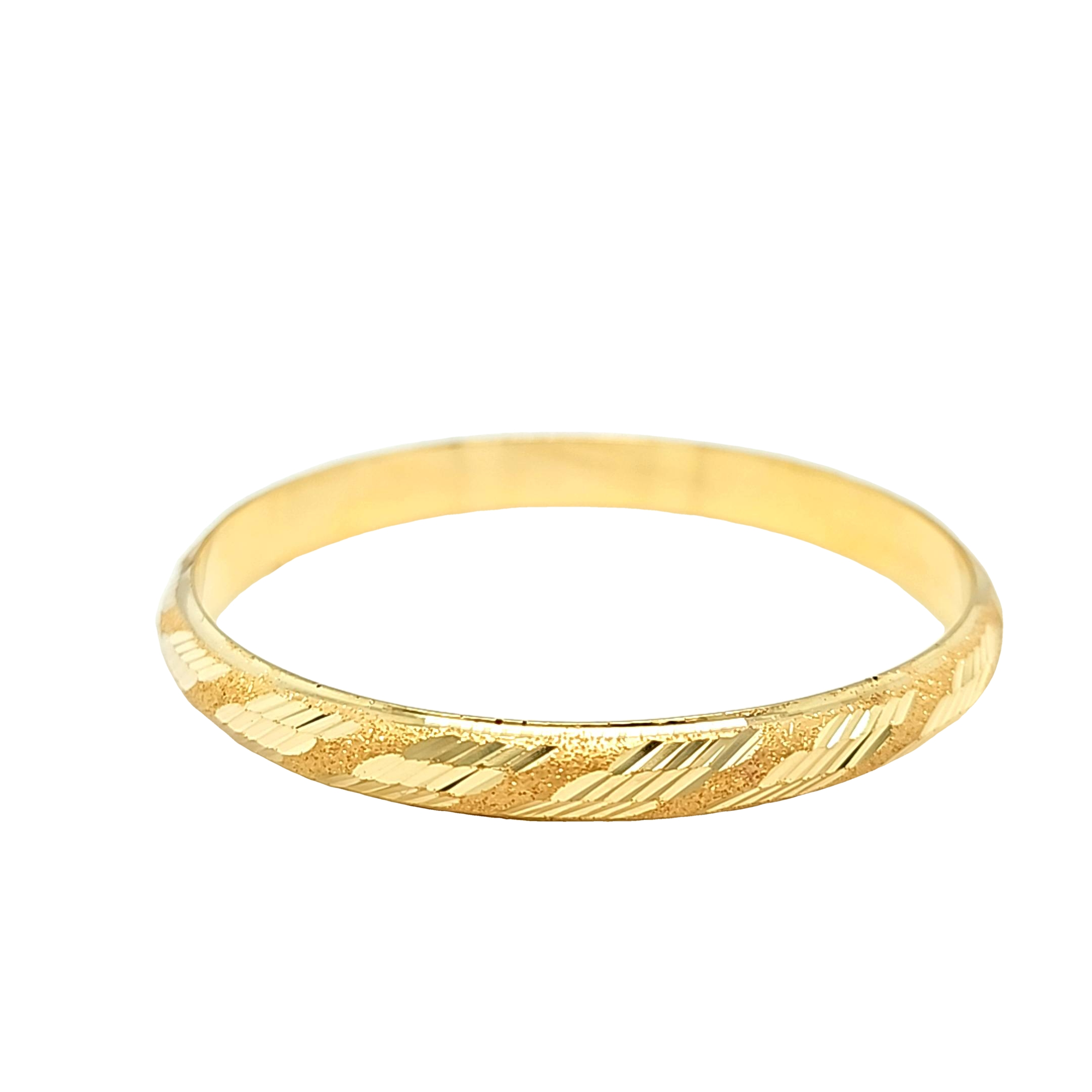 14K Yellow Gold Diamond Cut Bangle 23000225 | Shin Brothers* 14K Yellow Gold Diamond Cut Bangle 23000225 | Shin Brothers*