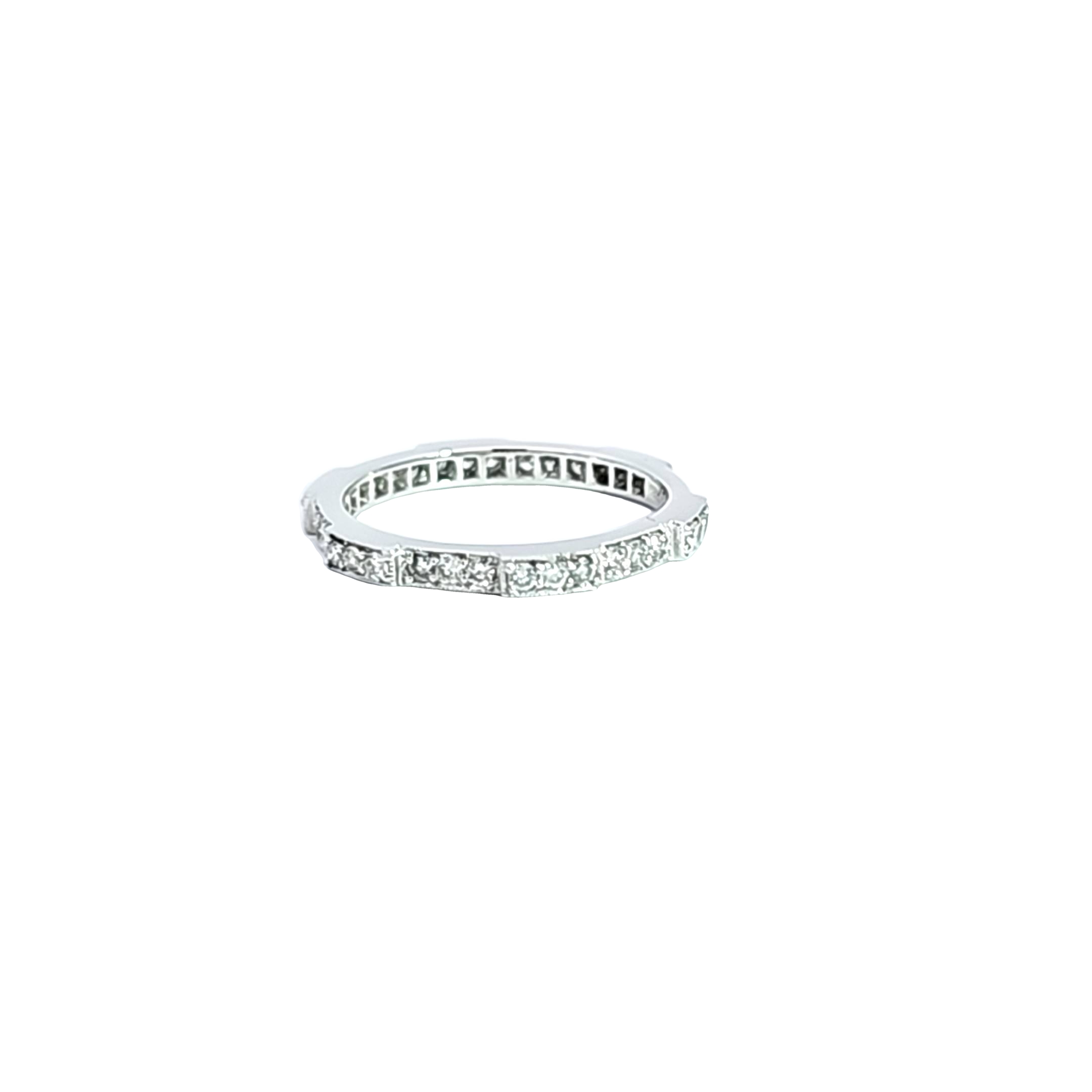 18K White Gold Diamond Band 11005623 | Shin Brothers* 18K White Gold Diamond Band 11005623 | Shin Brothers*