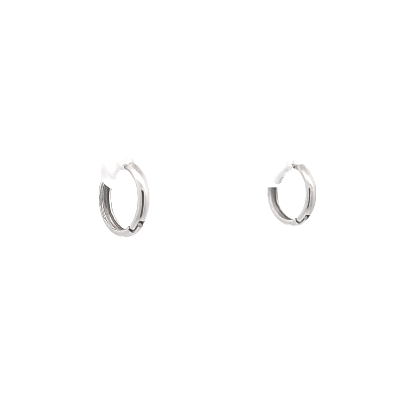 14K White Gold Plain Huggie Earrings 40003345 | Shin Brothers** 14K White Gold Plain Huggie Earrings 40003345 | Shin Brothers**