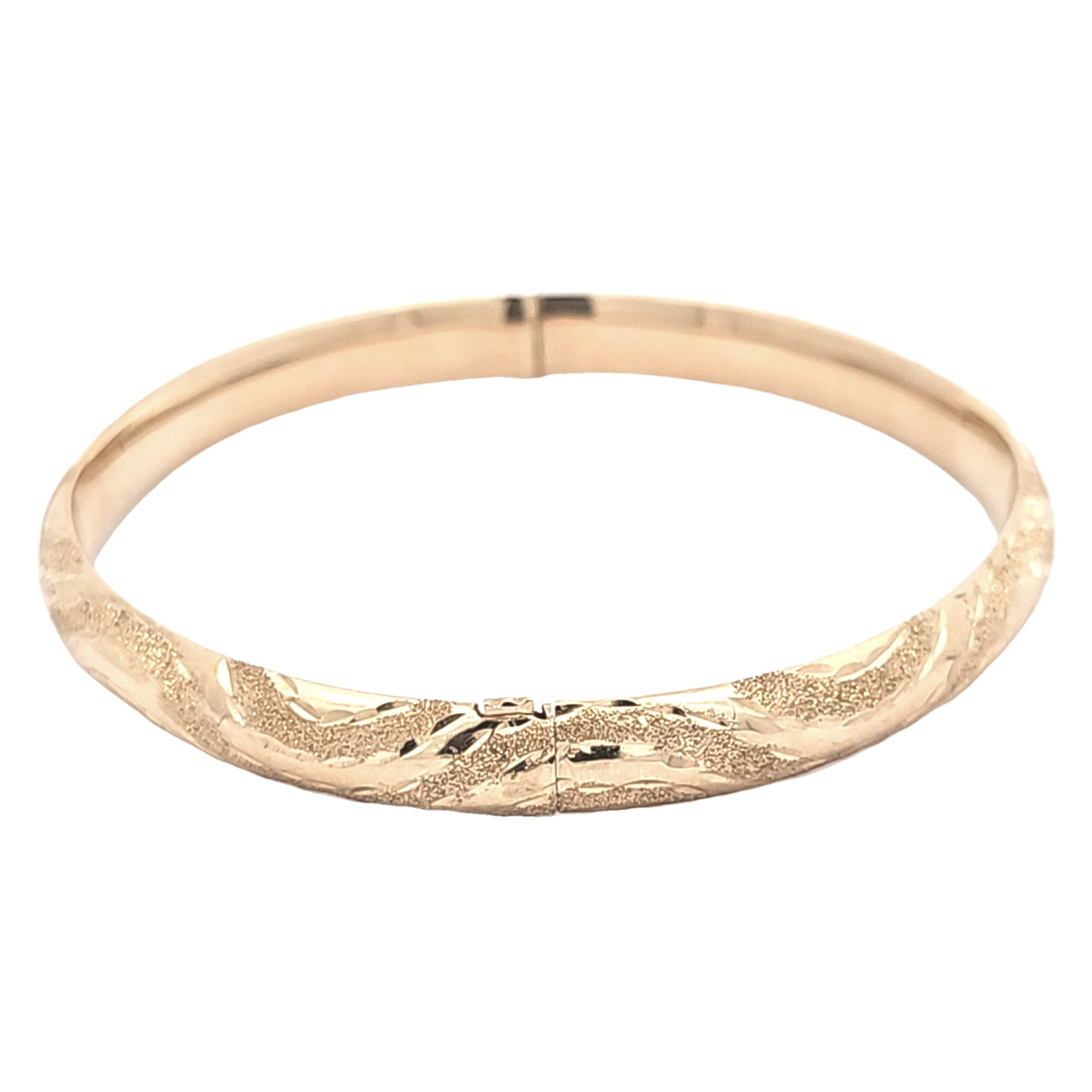 14K Yellow Gold Diamond Cut Wave Bangle Bracelet 20002252 | Shin Brothers** 14K Yellow Gold Diamond Cut Wave Bangle Bracelet 20002252 | Shin Brothers**