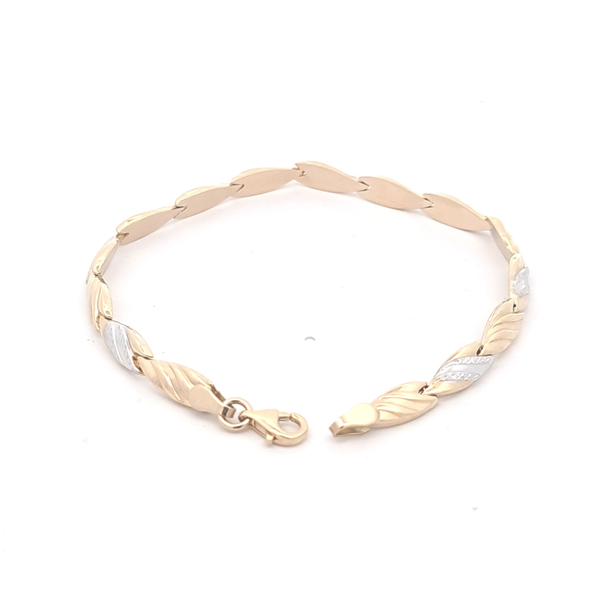 14K Two Tone Gold Fancy Link Bracelet 20002244 | Shin Brothers 14K Two Tone Gold Fancy Link Bracelet 20002244 | Shin Brothers