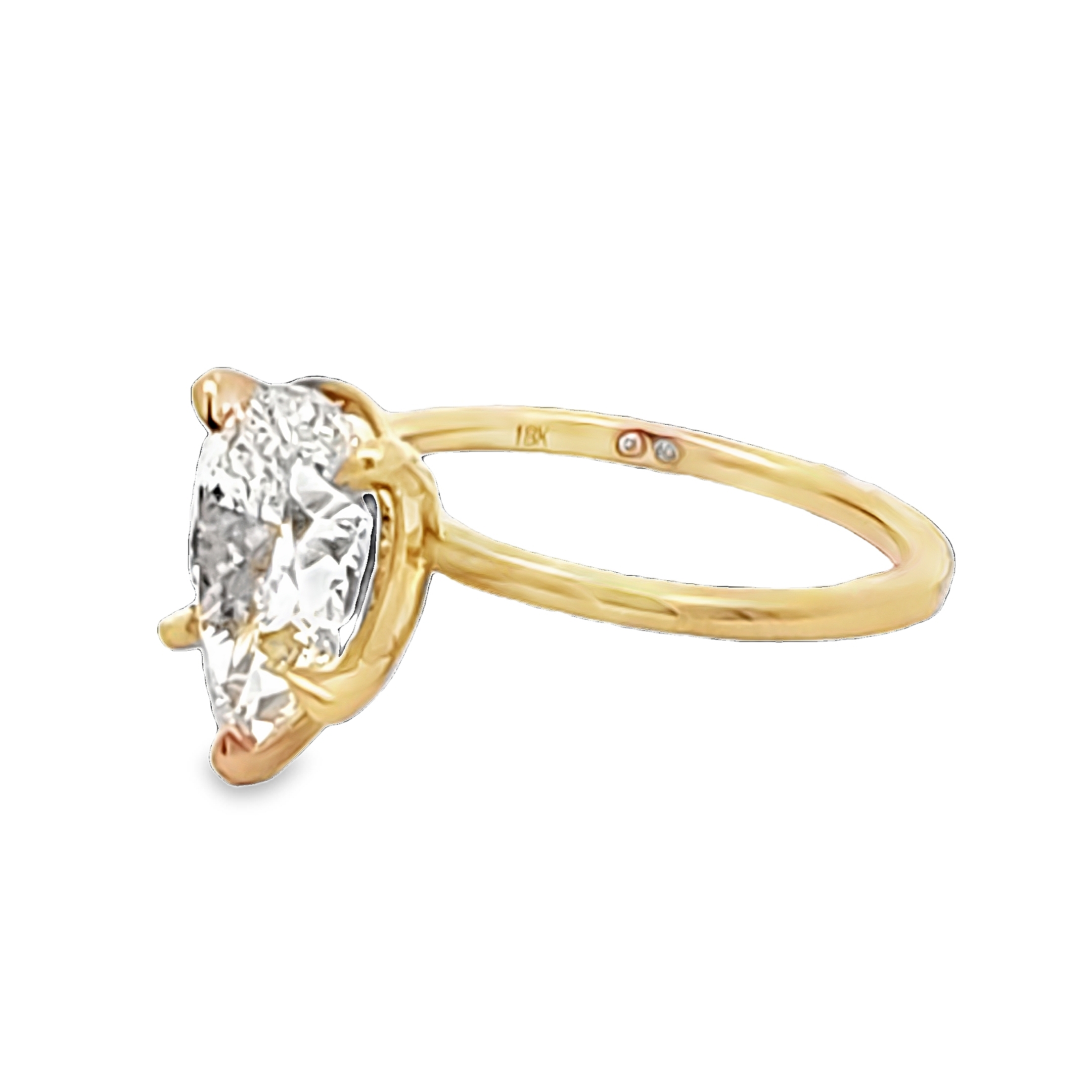 18K Yellow Gold Lab-Grown Diamond Engagement Ring | Shin Brothers Jewelers Inc. 18K Yellow Gold Lab-Grown Diamond Engagement Ring | Shin Brothers Jewelers Inc.