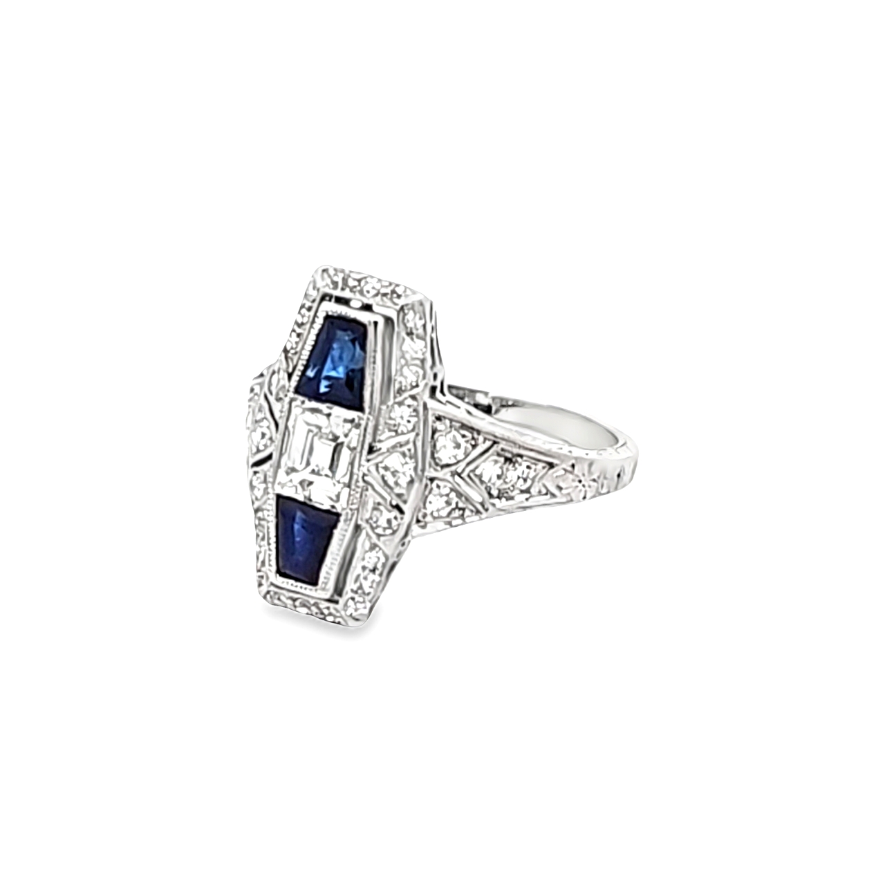 14K White Gold Sapphire and Diamond Antique Ring | Shin Brothers Jewelers Inc.