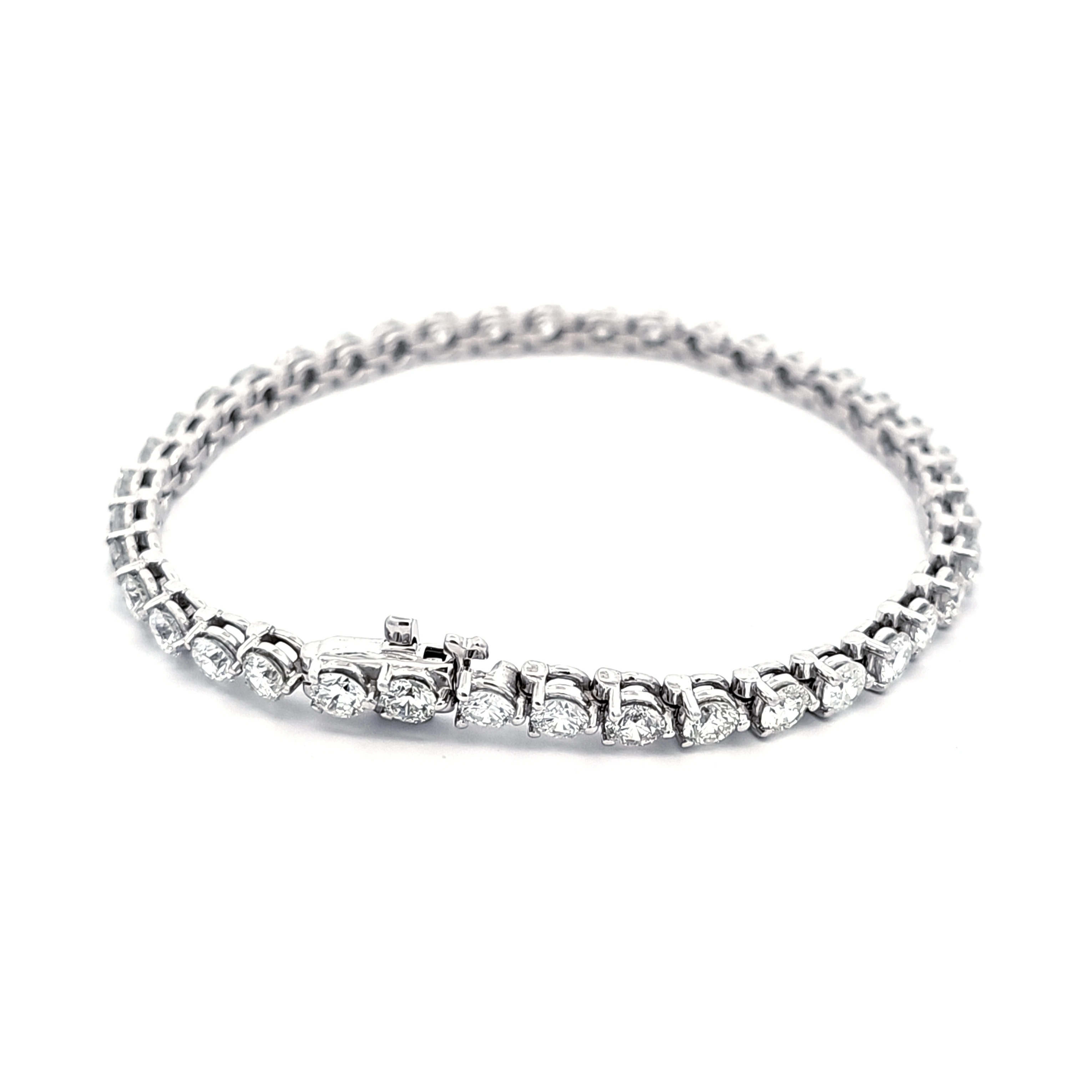 14K White Gold Diamond 7.25" Tennis Bracelet 21001051 | Shin Brothers*