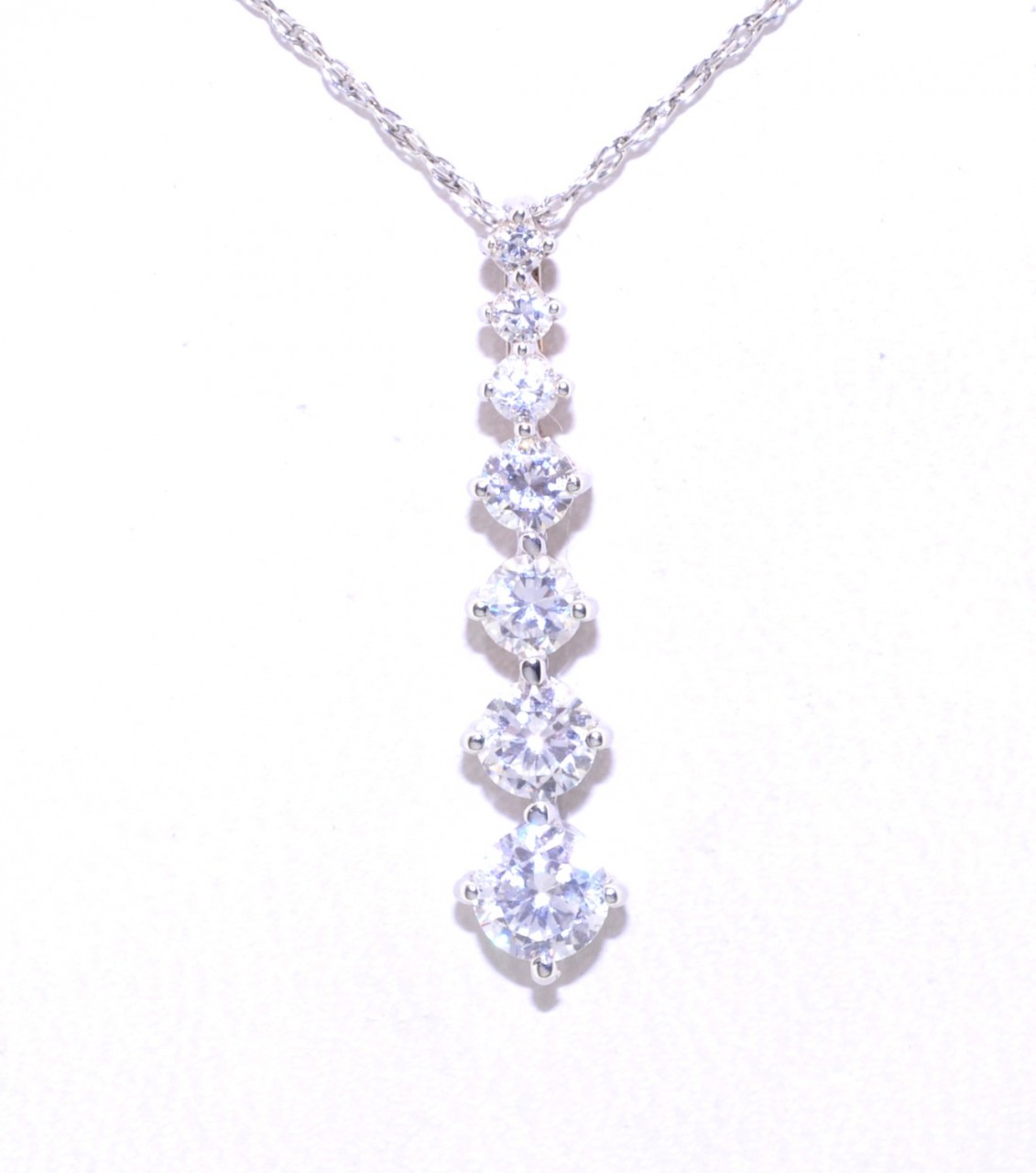 10K White Gold CZ Journey Pendant 59210007 | Shin Brothers 10K White Gold CZ Journey Pendant 59210007 | Shin Brothers