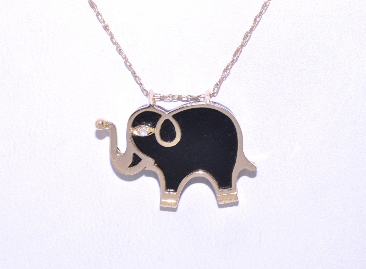 14 Yellow Gold Onyx CZ Elephant Charm | Shin Brothers*