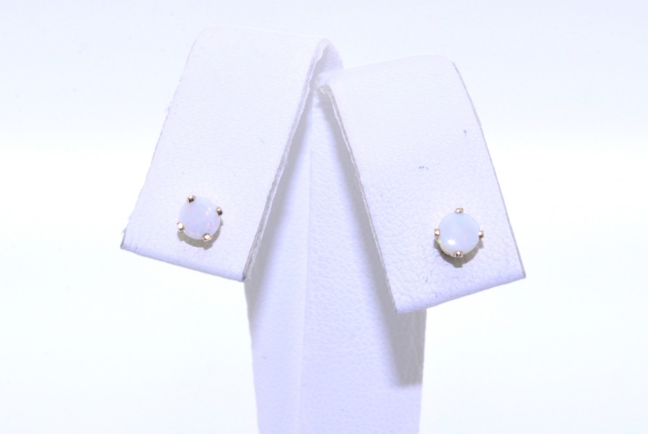 42000820 14K Yellow Gold Opal Stone Earring Studs