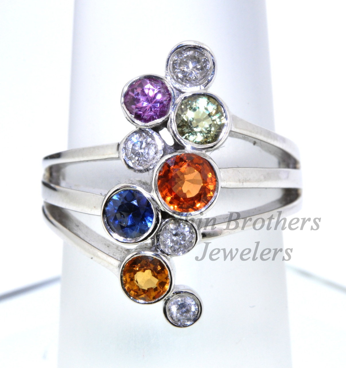 14K White Gold Sapphire and Diamond Ring 12001494 | Shin Brothers* 14K White Gold Sapphire and Diamond Ring 12001494 | Shin Brothers*