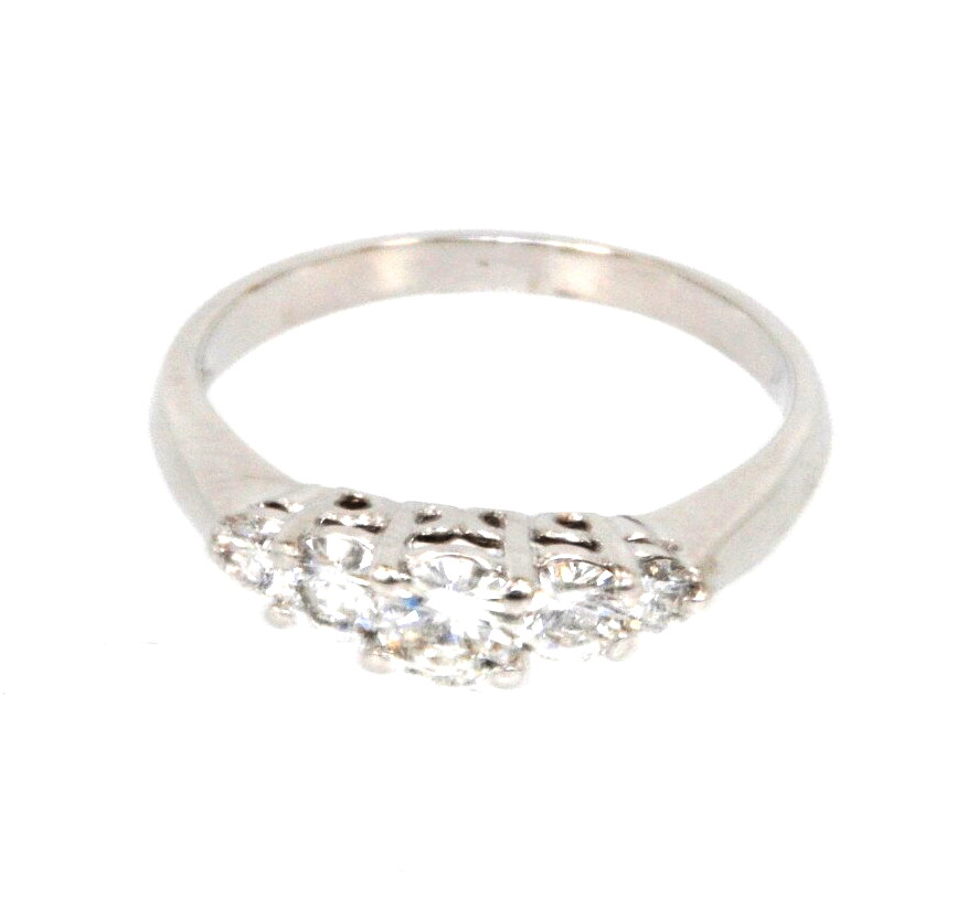 14K White Gold 3 Stone Diamond Ring 11003496  | Shin Brothers*  14K White Gold 3 Stone Diamond Ring 11003496  | Shin Brothers*