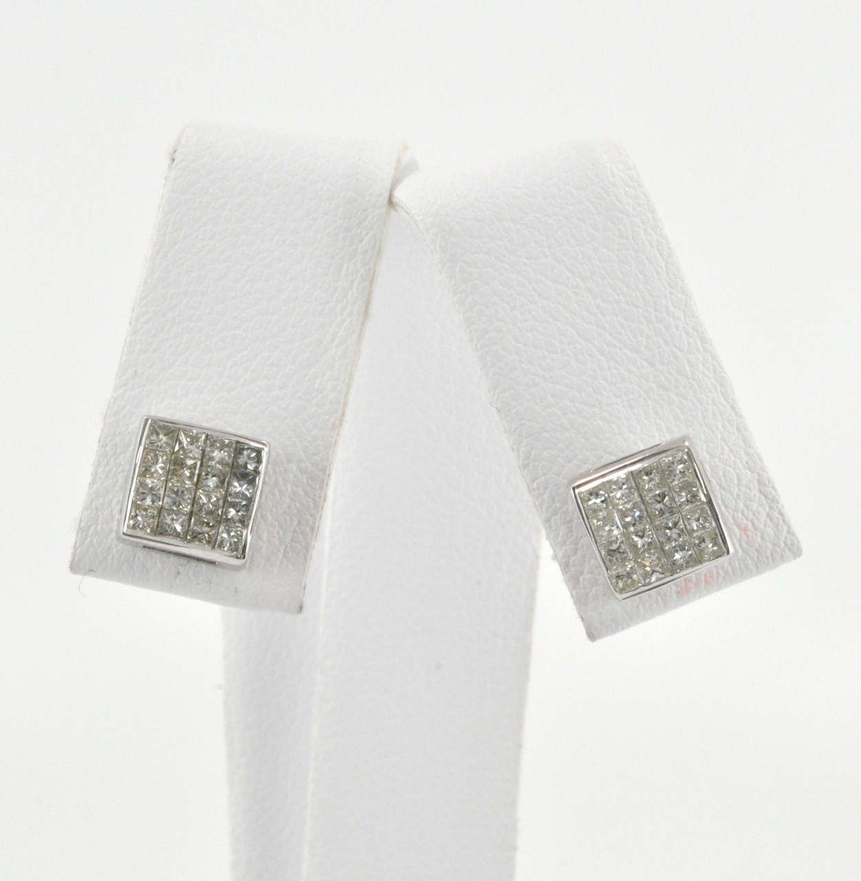 14K White Gold Diamond Earrings 41060472 | Shin Brothers*