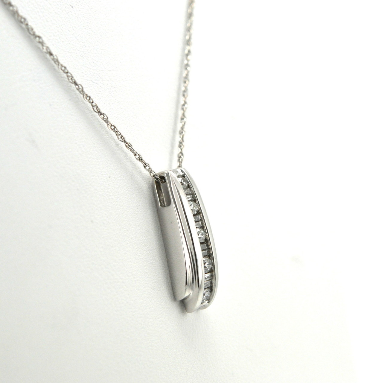 51001501 14K White Gold Diamond Charm