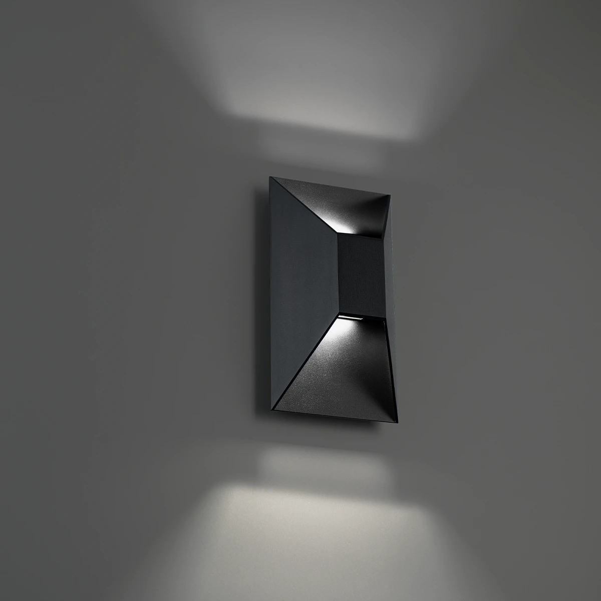 WS-W24110-35-BK Maglev Black Outdoor Wall Sconce