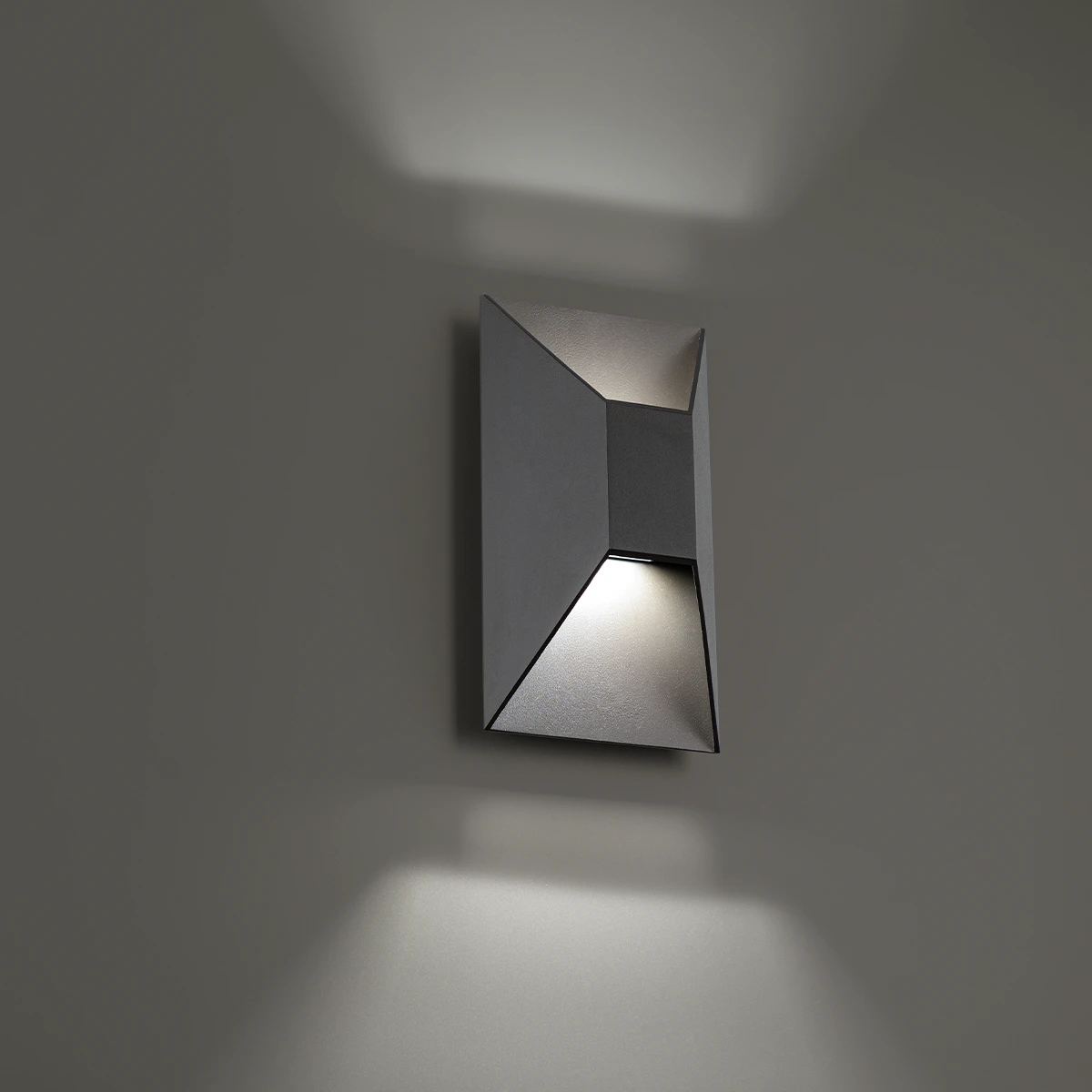 WS-W24110-40-BZ Maglev Bronze Outdoor Wall Sconce