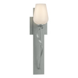 Sconces Single Glass by Hubbardton Forge ( 39 | 203030-SKT-82-GG0303 Flora ) 