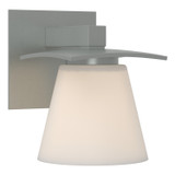 Sconces Single Glass by Hubbardton Forge ( 39 | 206601-SKT-82-GG0242 Wren ) 