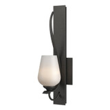 Sconces Single Glass by Hubbardton Forge ( 39 | 203035-SKT-20-GG0303 Flora ) 