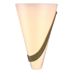 Sconces Single Glass by Hubbardton Forge ( 39 | 206563-SKT-RGT-86-GG0074 Half Cone ) 
