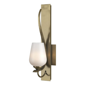 Sconces Single Glass by Hubbardton Forge ( 39 | 203035-SKT-86-GG0303 Flora ) 