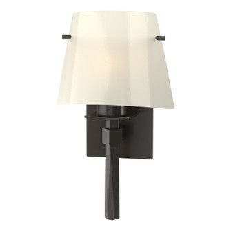 Sconces Single Glass by Hubbardton Forge ( 39 | 204825-SKT-14-CC0246 Beacon Hall ) 