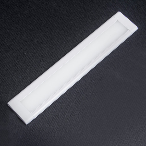 Specialty Items Undercabinet by GM Lighting ( 509 | EDGE-8-30-W ) 