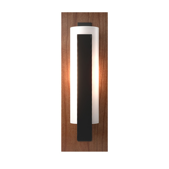 Sconces Single Glass by Hubbardton Forge ( 39 | 217186-SKT-10-CH-GG0065 Vertical Bar ) 