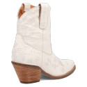 Dingo Women's Sweetheart Snip Toe Leather Bootie - White