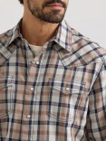Wrangler Men's Retro Premium Long Sleeve Snap Shirt