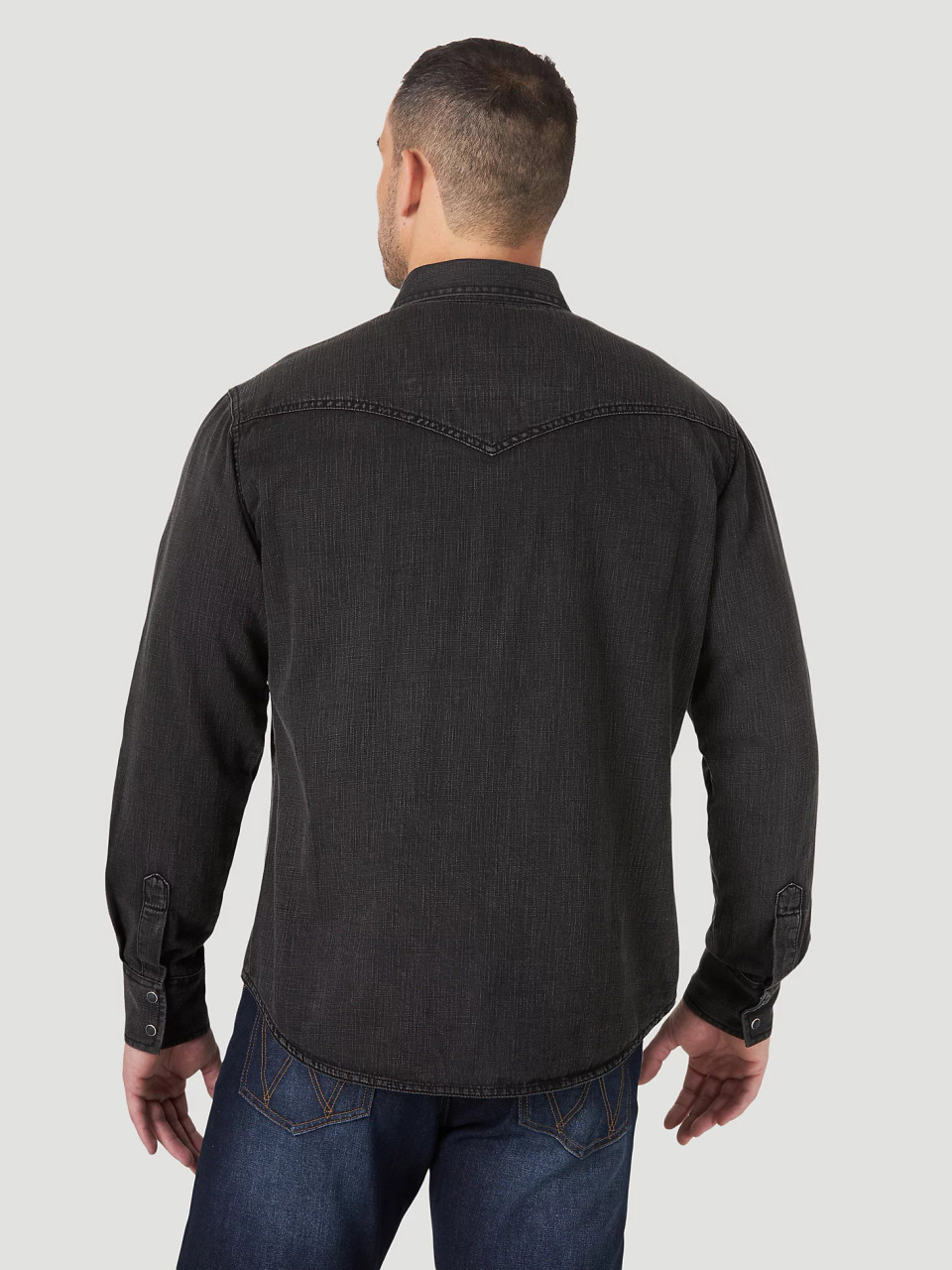Wrangler Men's Retro Long Sleeve Denim Western Shirt Black Denim Chaar